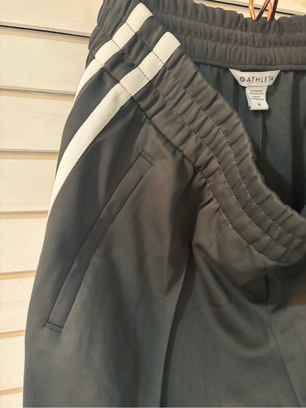 Athleta women’s tempo wide leg track pant